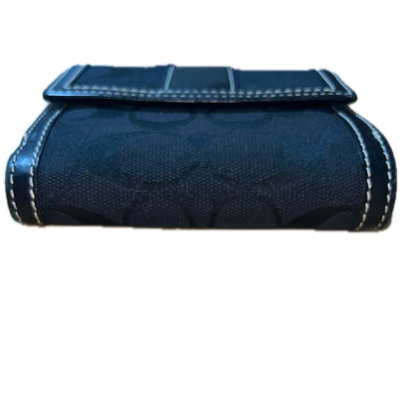 Coach Black Signature Wallet - Picture 5 of 16